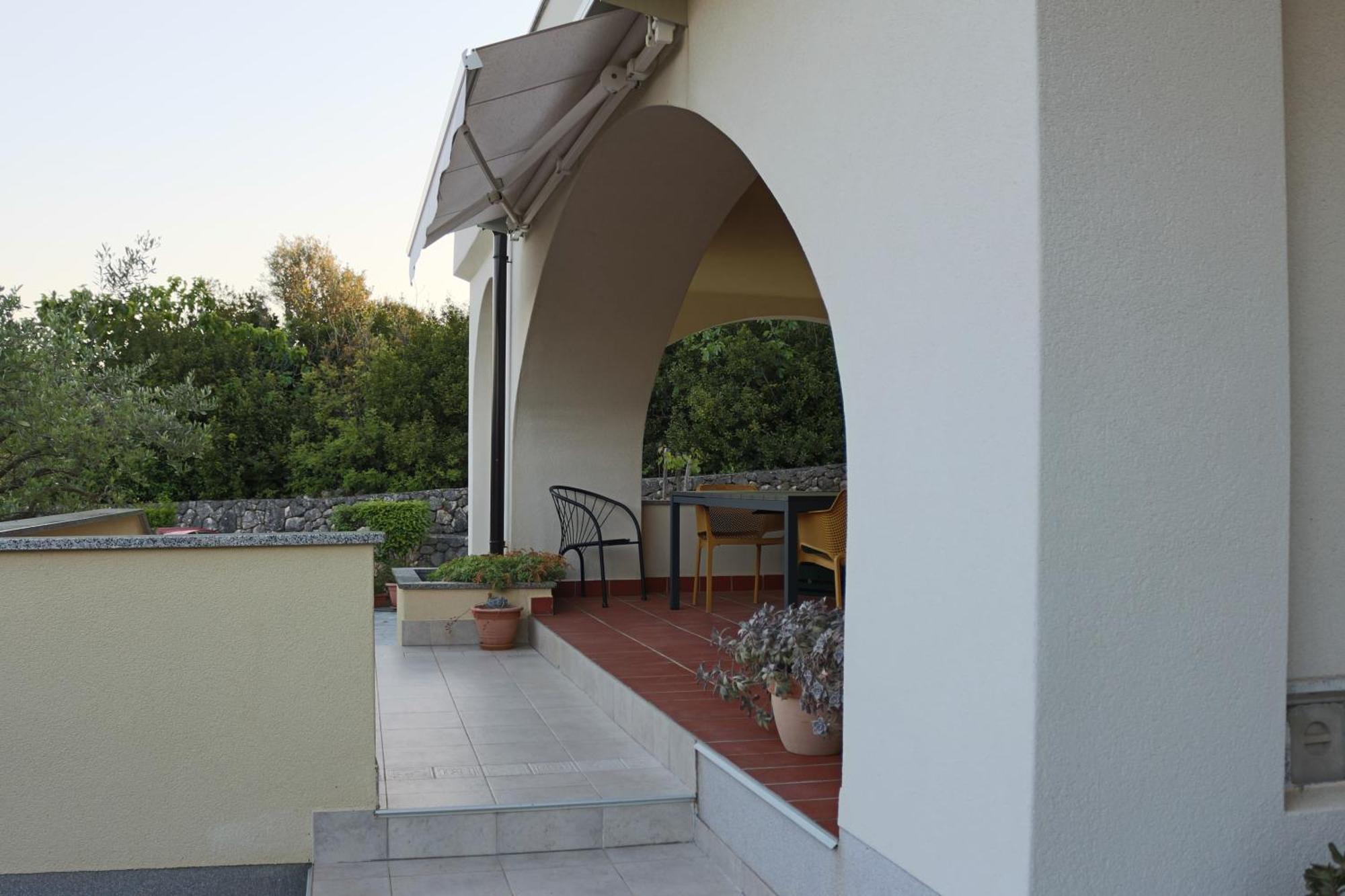 Apartman Mariolina Крк Экстерьер фото